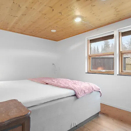 4 Bedroom Beautiful In Nykobing Sj * Nykøbing Sjælland